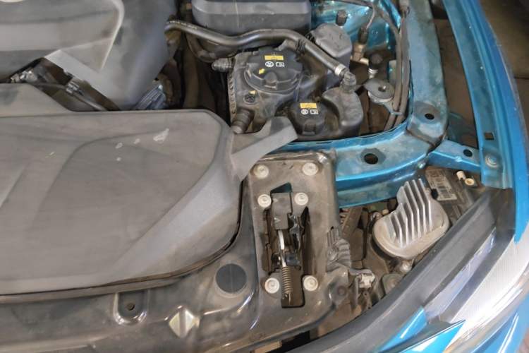 Used BMW 4 Series 2017 425i M Sport Package Engine Bay Left