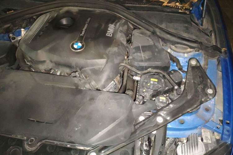 Used BMW 4 Series 2017 425i Convertible M Sport Package Engine Bay Left