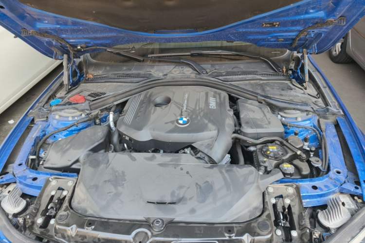 Used BMW 4 Series 2017 425i M Sport Package Engine Bay