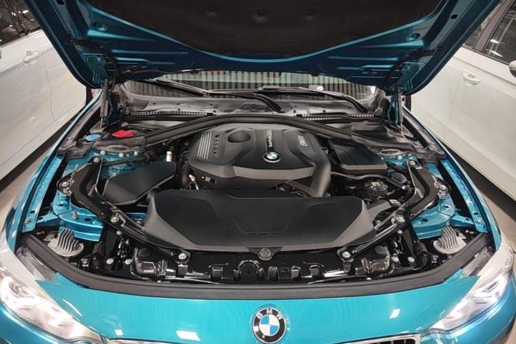 Used BMW 4 Series 2017 425i Convertible M Sport Package Engine Bay