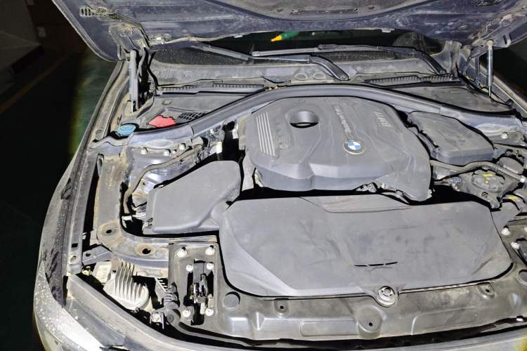 Used BMW 4 Series 2017 425i Gran Coupe Luxury M Sport Package Engine Bay Right