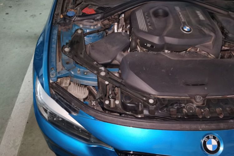 Used BMW 4 Series 2017 425i Convertible M Sport Package Engine Bay Right