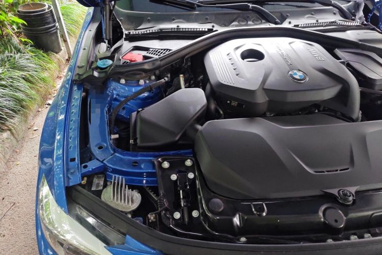 Used BMW 4 Series 2017 425i Gran Coupe Luxury M Sport Package Engine Bay Right