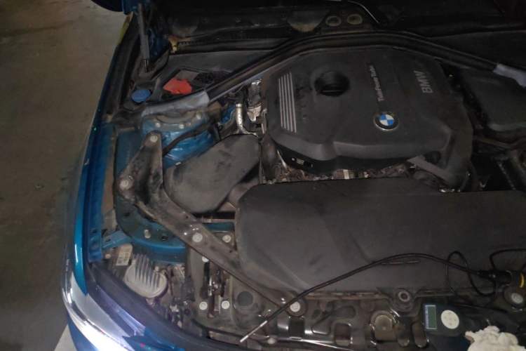 Used BMW 4 Series 2017 425i Convertible M Sport Package Engine Bay Right