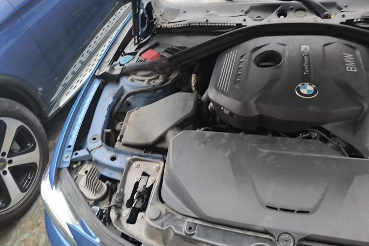 Used BMW 4 Series 2017 425i M Sport Package Engine Bay Right