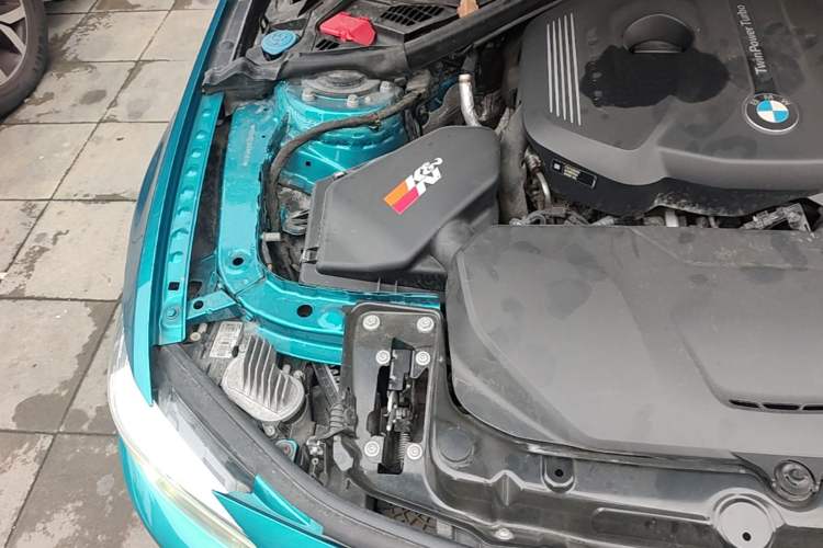 Used BMW 4 Series 2017 425i M Sport Package Engine Bay Right