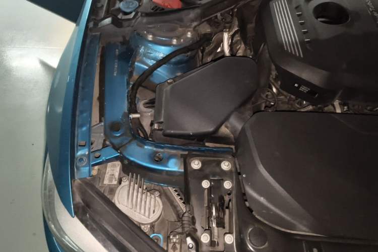 Used BMW 4 Series 2017 425i Gran Coupe Luxury M Sport Package Engine Bay Right