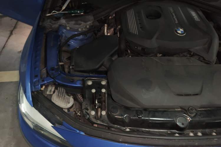 Used BMW 4 Series 2017 425i Gran Coupe Luxury M Sport Package Engine Bay Right