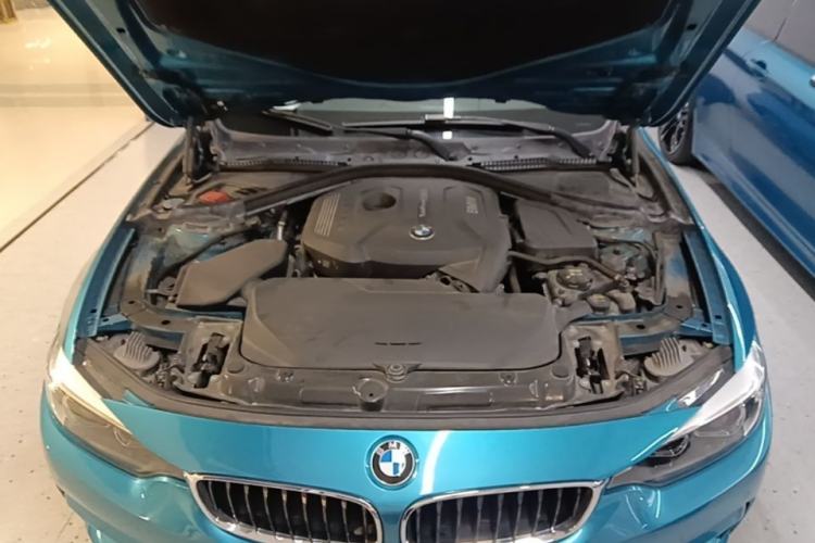 Used BMW 4 Series 2017 425i Gran Coupe Leading Model with M Sport Package Engine Bay