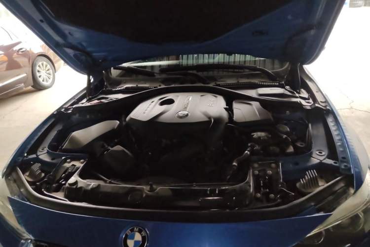 Used BMW 4 Series 2017 425i M Sport Package Engine Bay