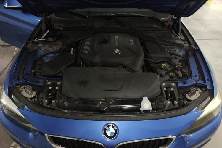 Used BMW 4 Series 2017 425i Gran Coupe Luxury M Sport Package Engine Bay