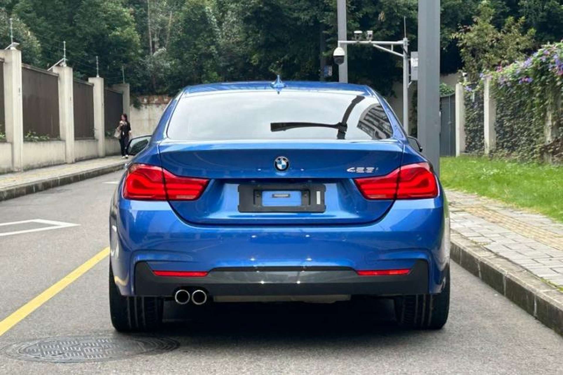Used BMW 4 Series 2017 425i Gran Coupe Leading Model with M Sport Package Exterior 3