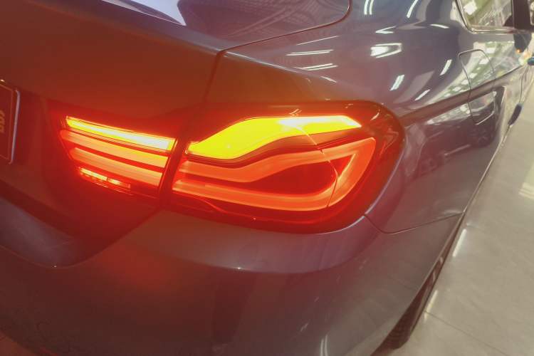 Used BMW 4 Series 2017 430i M Sport Package Exterior 3