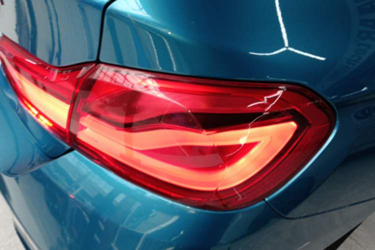 Used BMW 4 Series 2017 425i Gran Coupe Leading Model with M Sport Package Exterior 3