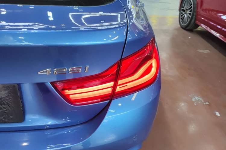 Used BMW 4 Series 2017 425i Gran Coupe Leading Model with M Sport Package Exterior 6