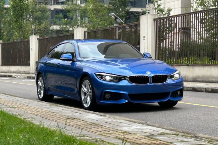 Used BMW 4 Series 2017 425i Gran Coupe Leading Model with M Sport Package Exterior 8
