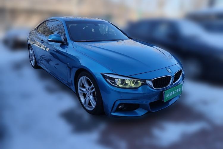 Used BMW 4 Series 2017 425i M Sport Package Front Right 45 Deg