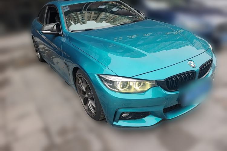 Used BMW 4 Series 2017 425i M Sport Package Front Right 45 Deg