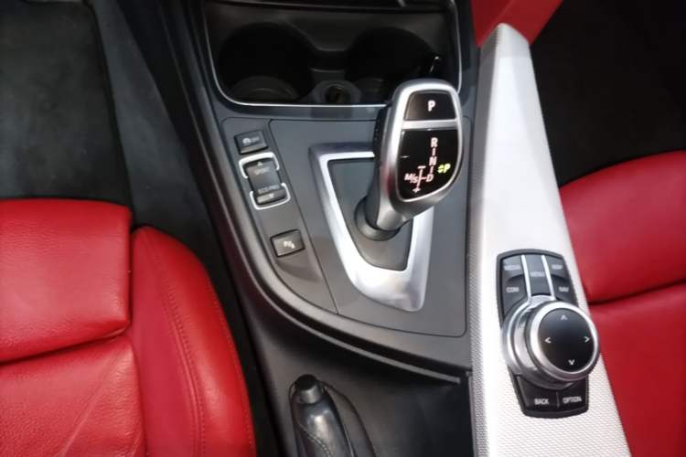 Used BMW 4 Series 2017 425i M Sport Package Gear Lever