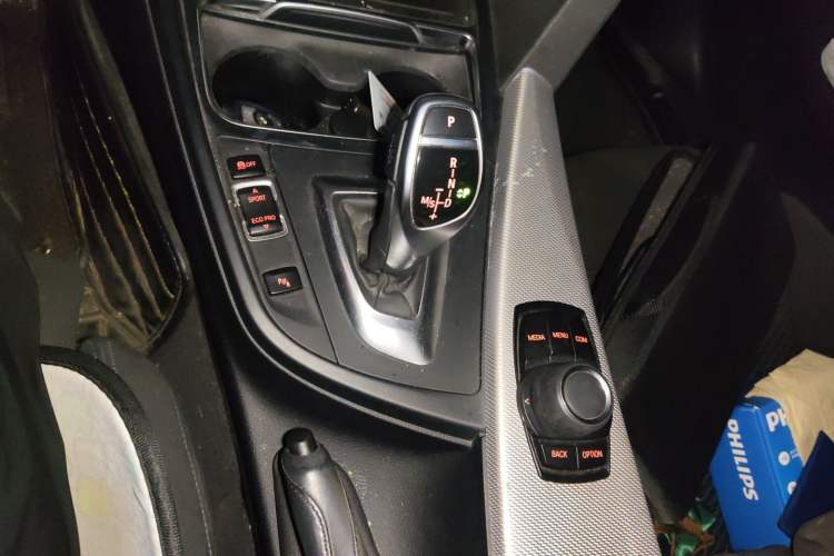 Used BMW 4 Series 2017 425i Gran Coupe Leading Model with M Sport Package Gear Lever