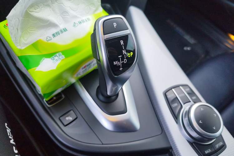 Used BMW 4 Series 2017 425i M Sport Package Gear Lever