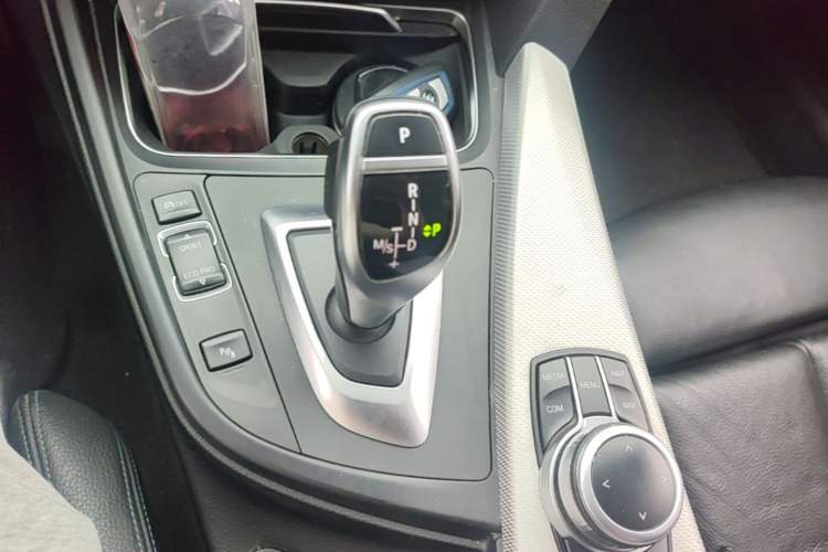 Used BMW 4 Series 2017 425i M Sport Package Gear Lever