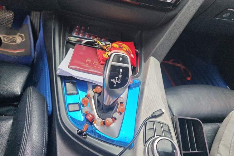 Used BMW 4 Series 2017 425i Gran Coupe Luxury M Sport Package Gear Lever