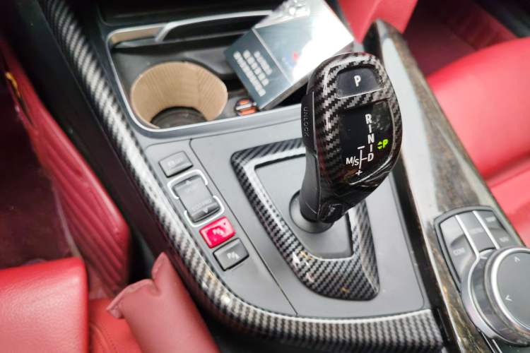 Used BMW 4 Series 2017 430i Convertible M Sport Package Gear Lever