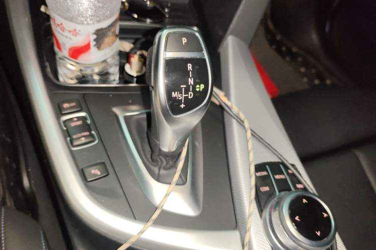 Used BMW 4 Series 2017 425i Gran Coupe Luxury M Sport Package Gear Lever