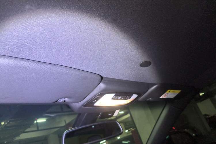 Used BMW 4 Series 2017 425i Convertible M Sport Package Headliner