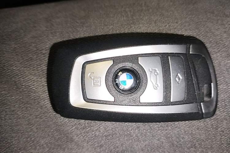 Used BMW 4 Series 2017 425i M Sport Package Interior 1