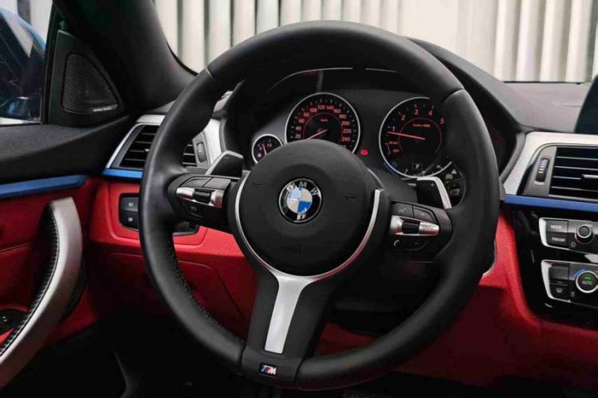 Used BMW 4 Series 2017 425i Gran Coupe Luxury M Sport Package Interior 3