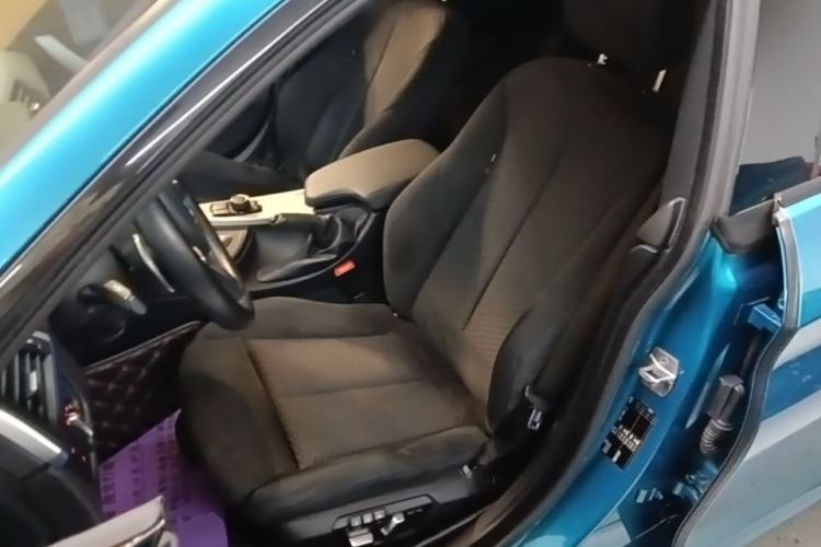 Used BMW 4 Series 2017 425i Gran Coupe Leading Model with M Sport Package Left Front Seat