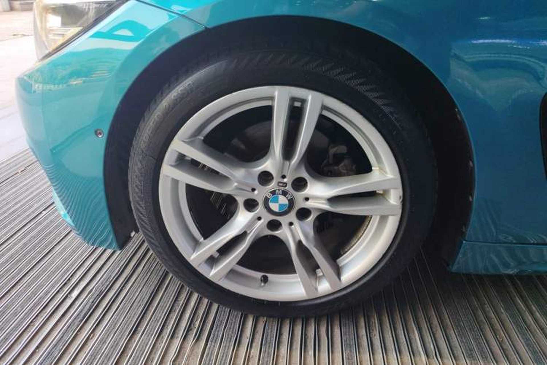 Used BMW 4 Series 2017 425i Convertible M Sport Package Left Front Wheel Hub