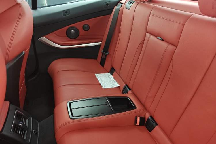 Used BMW 4 Series 2017 425i Convertible M Sport Package Left Rear Seat