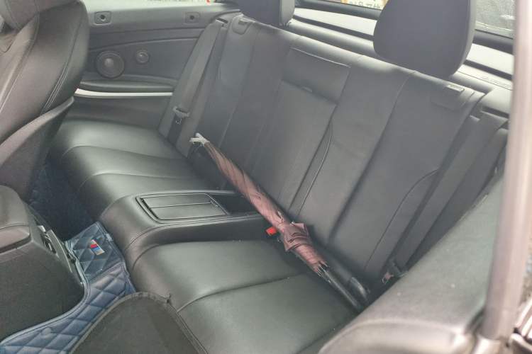 Used BMW 4 Series 2017 430i Convertible M Sport Package Left Rear Seat