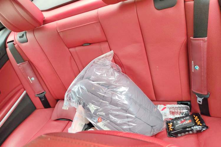 Used BMW 4 Series 2017 430i Convertible M Sport Package Left Rear Seat