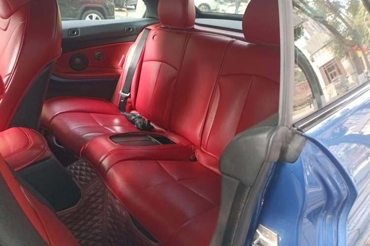 Used BMW 4 Series 2017 425i Convertible M Sport Package Left Rear Seat