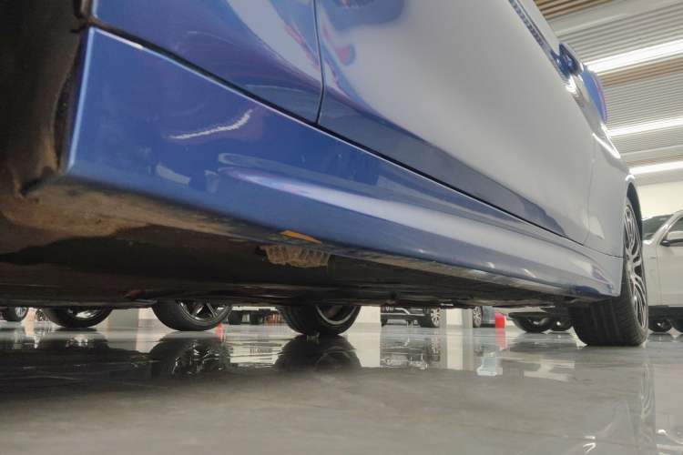 Used BMW 4 Series 2017 425i Convertible M Sport Package Left Side Sill