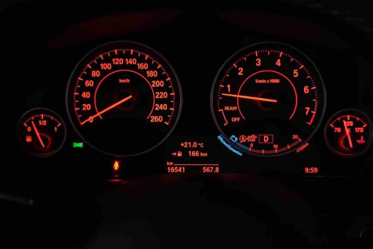 Used BMW 4 Series 2017 425i Gran Coupe Luxury M Sport Package Odometer Close Up