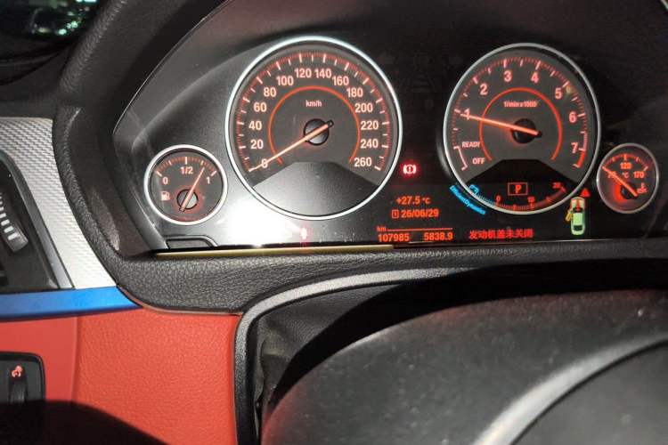 Used BMW 4 Series 2017 425i M Sport Package Odometer Close Up