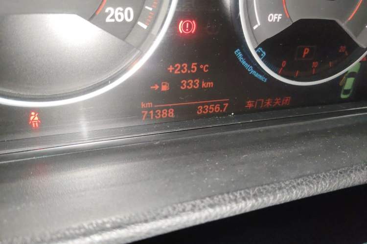 Used BMW 4 Series 2017 425i M Sport Package Odometer Close Up