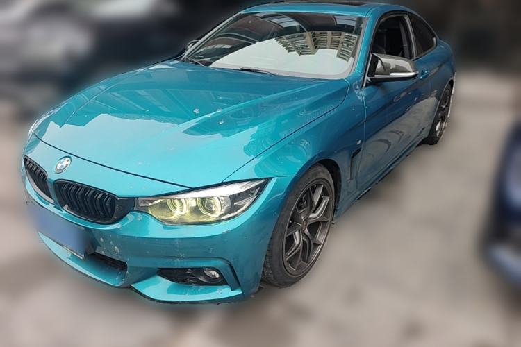 Used BMW 4 Series 2017 425i M Sport Package Guazi used car, China used car export, Used car for sale, Used BMW cars, Cheapest cars for sale