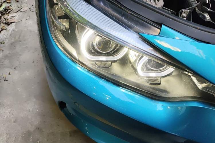Used BMW 4 Series 2017 425i M Sport Package Right Front Headlight