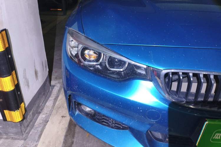 Used BMW 4 Series 2017 425i Gran Coupe Leading Model with M Sport Package Right Front Headlight