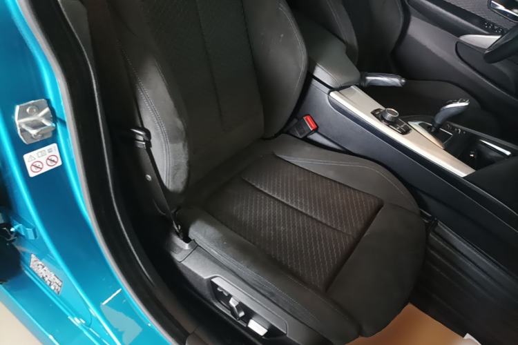 Used BMW 4 Series 2017 425i Gran Coupe Leading Model with M Sport Package Right Front Seat