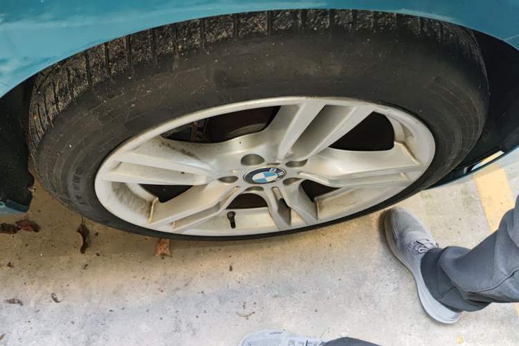Used BMW 4 Series 2017 425i M Sport Package Right Front Wheel Hub