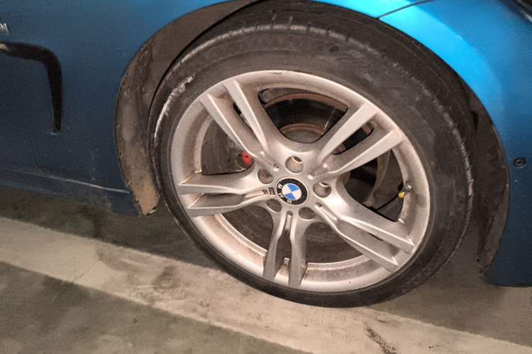 Used BMW 4 Series 2017 425i M Sport Package Right Front Wheel Hub