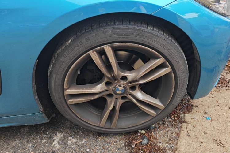 Used BMW 4 Series 2017 425i M Sport Package Right Front Wheel Hub