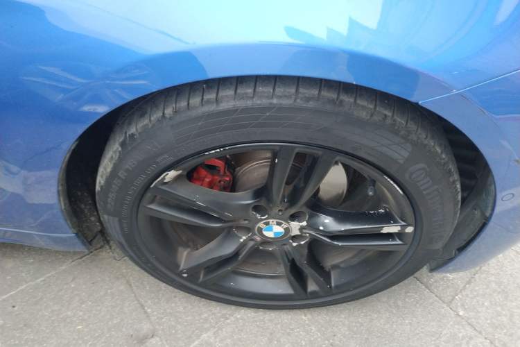 Used BMW 4 Series 2017 425i M Sport Package Right Front Wheel Hub